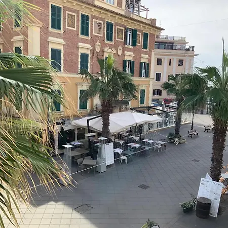 Rome, Beautiful In A Vintage Building Apartmán